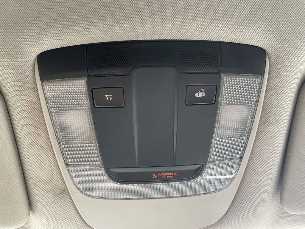 Used 2025 White Kia LX image 30