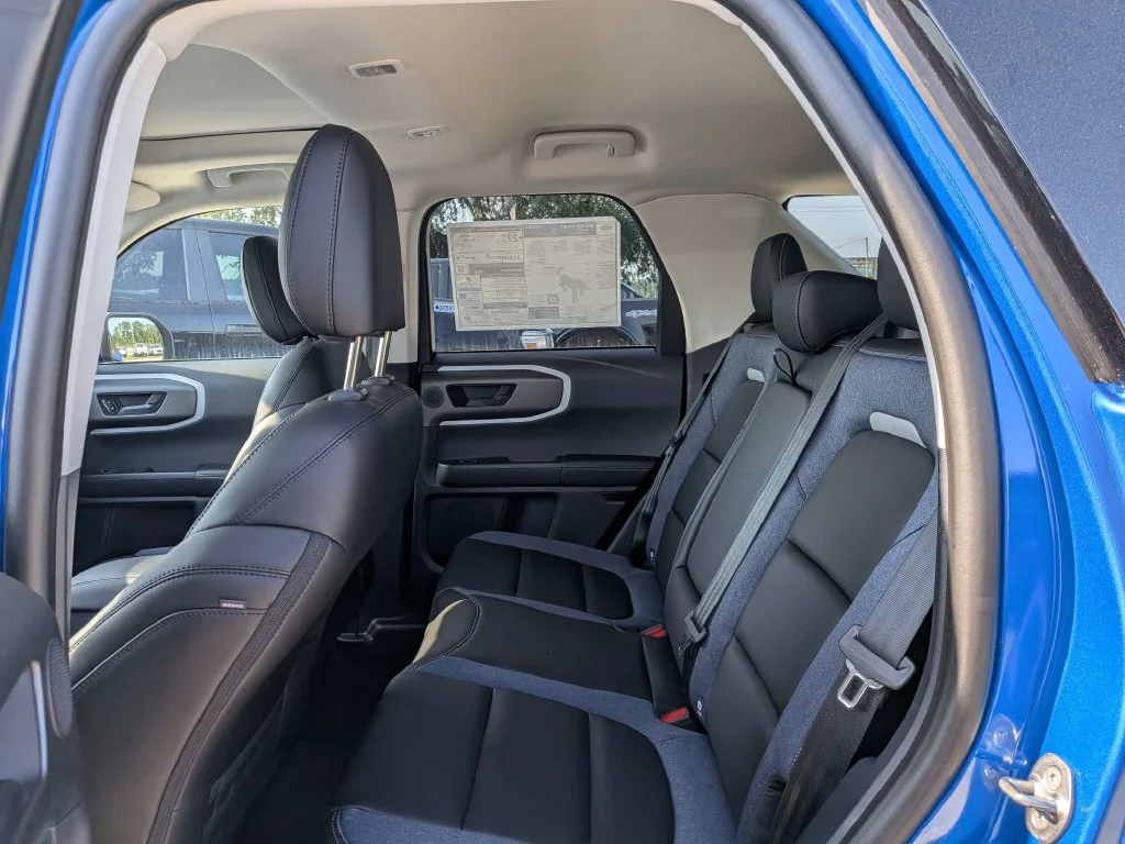 New 2026 Velocity Blue Metallic Ford Outer Banks® image 12