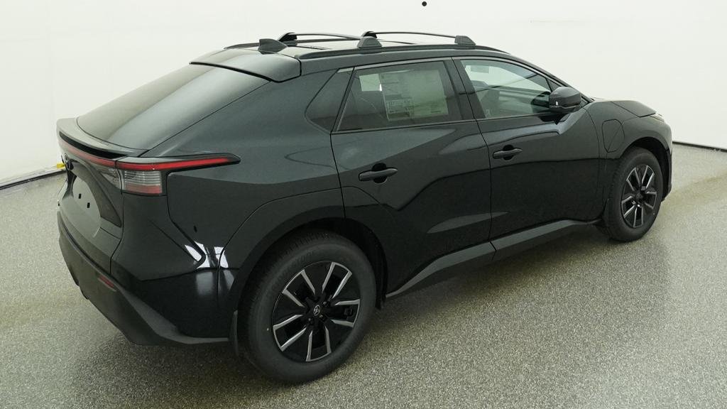 New 2026 Midnight Black Metallic Toyota XLE image 18