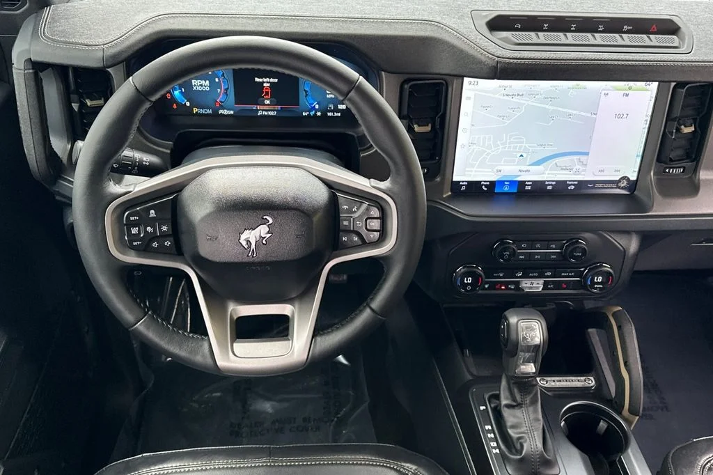 New 2025 Azure Gray Metallic Ford Badlands image 14