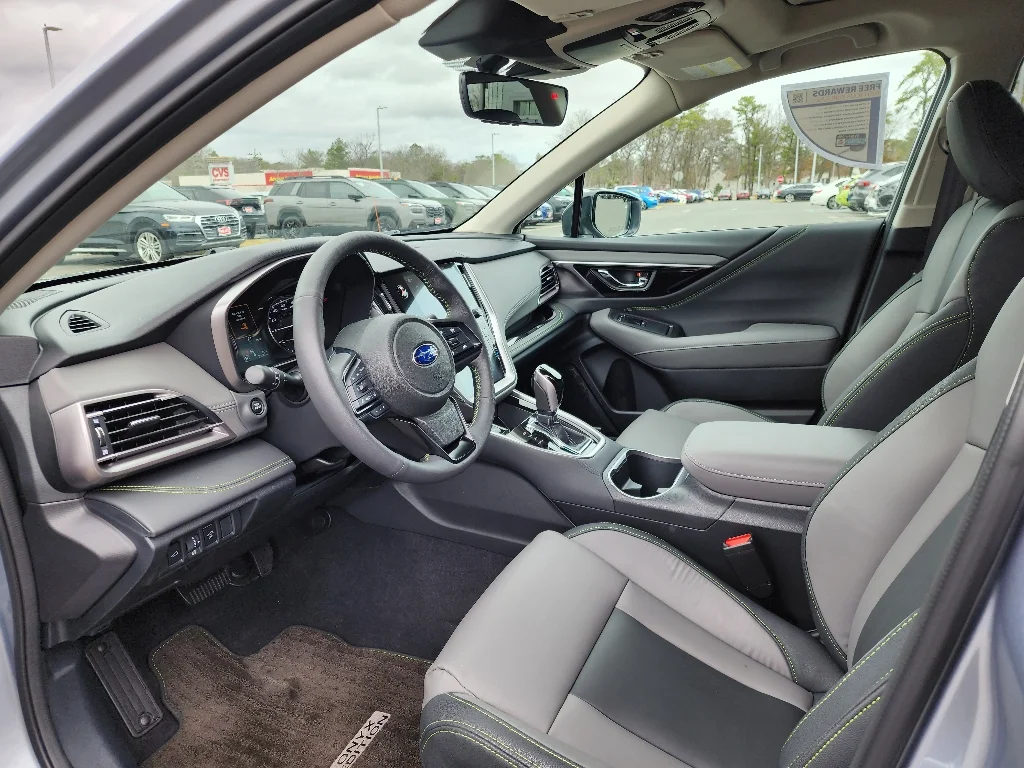 2025 Subaru Outback Onyx Edition - Photo 35
