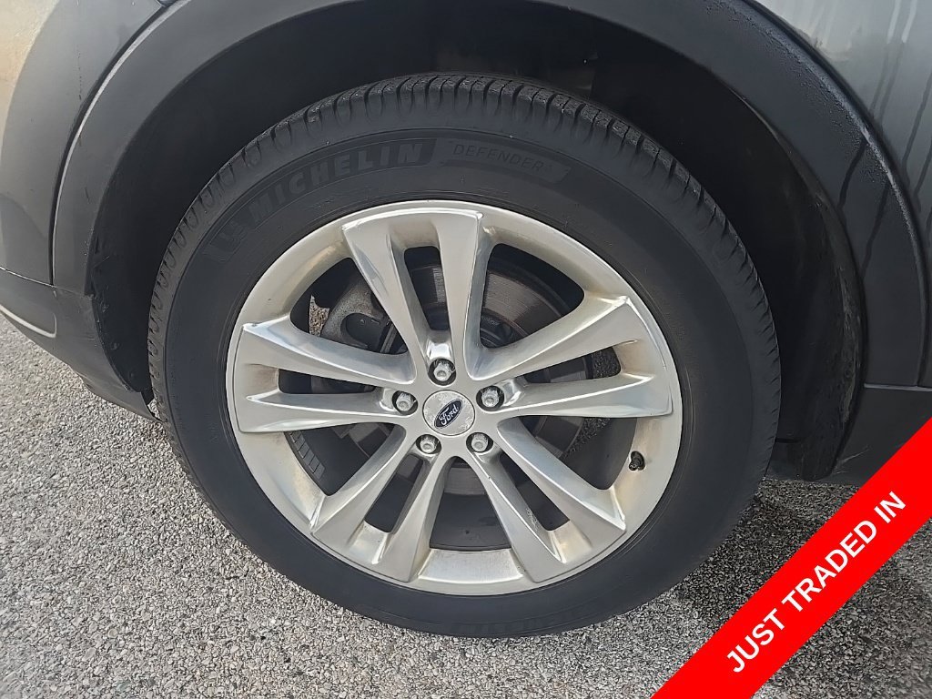 Used 2018 Gray Ford XLT image 5