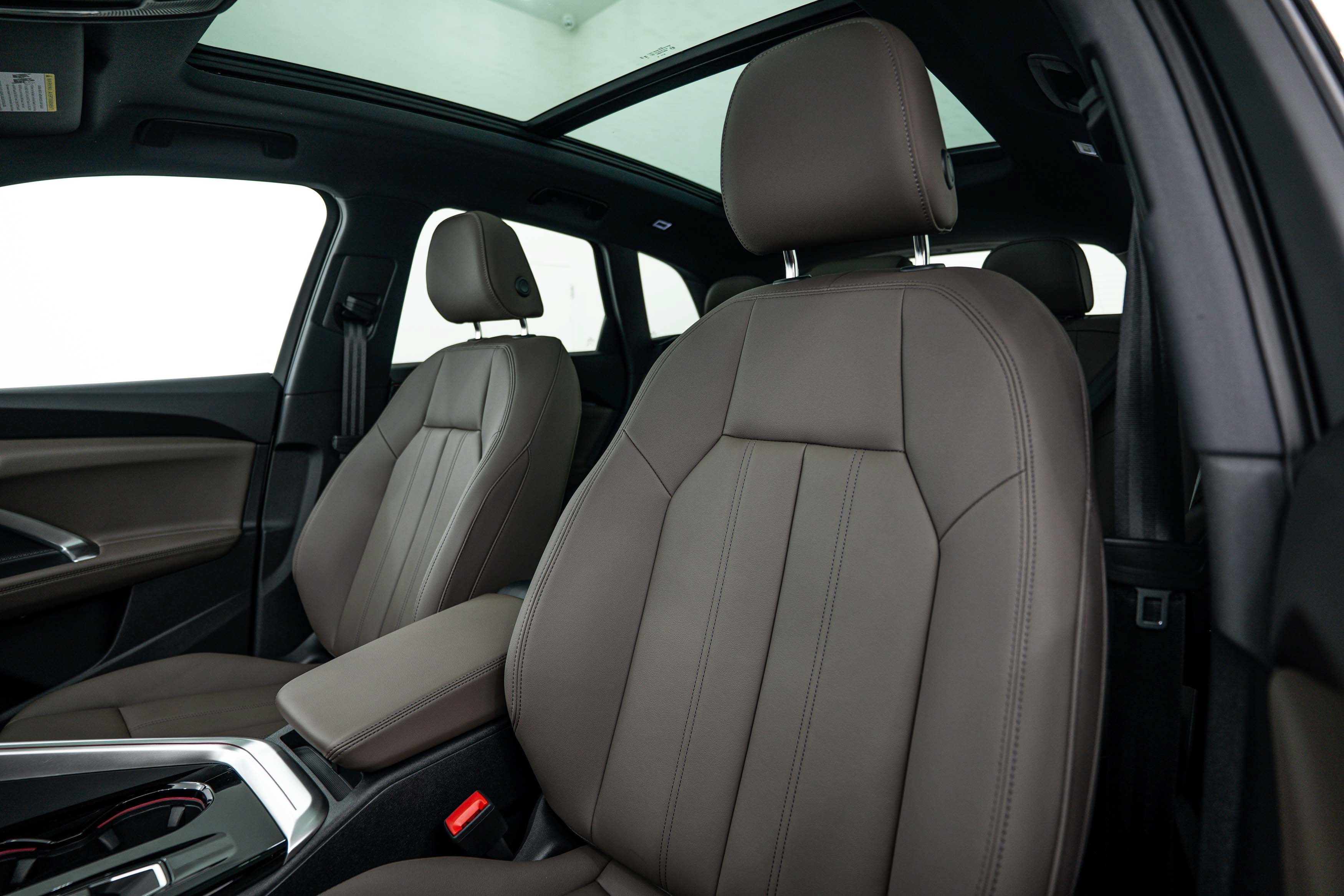 New 2026 Glacier White Audi Premium image 15