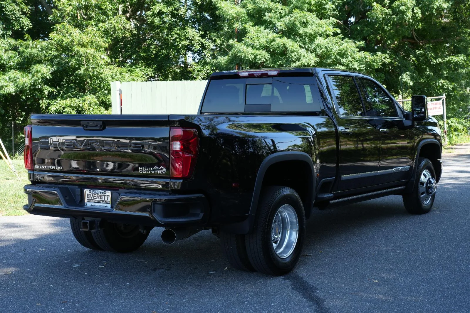 Used 2024 Black Chevrolet High Country DRW image 7