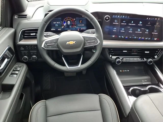 New 2026 Black Chevrolet Premier image 4