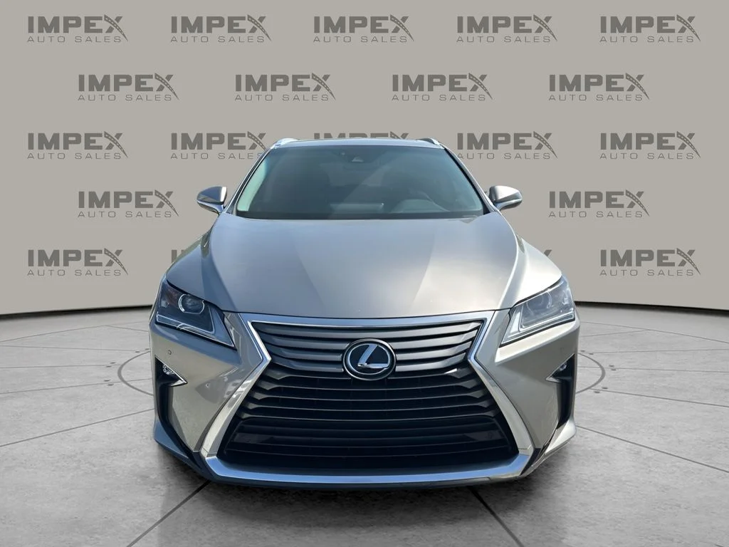 Used 2018 Silver Lexus 350 image 8