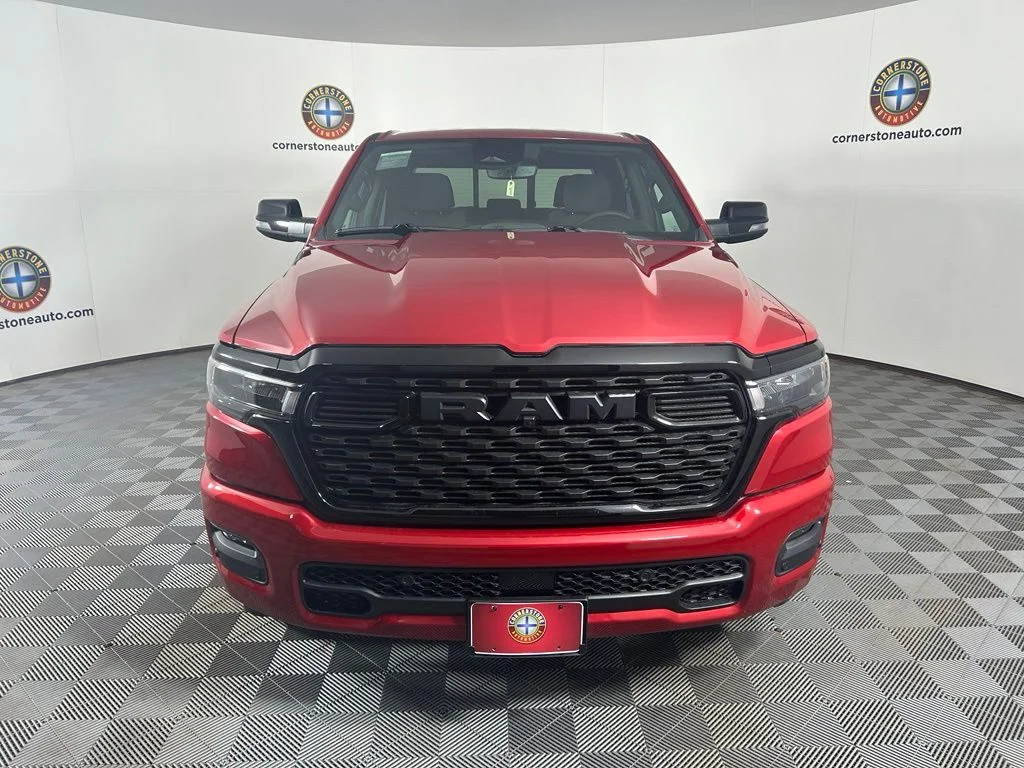 New 2026 Molten Red Pearl-Coat Exterior Paint RAM Big Horn/Lone Star image 16