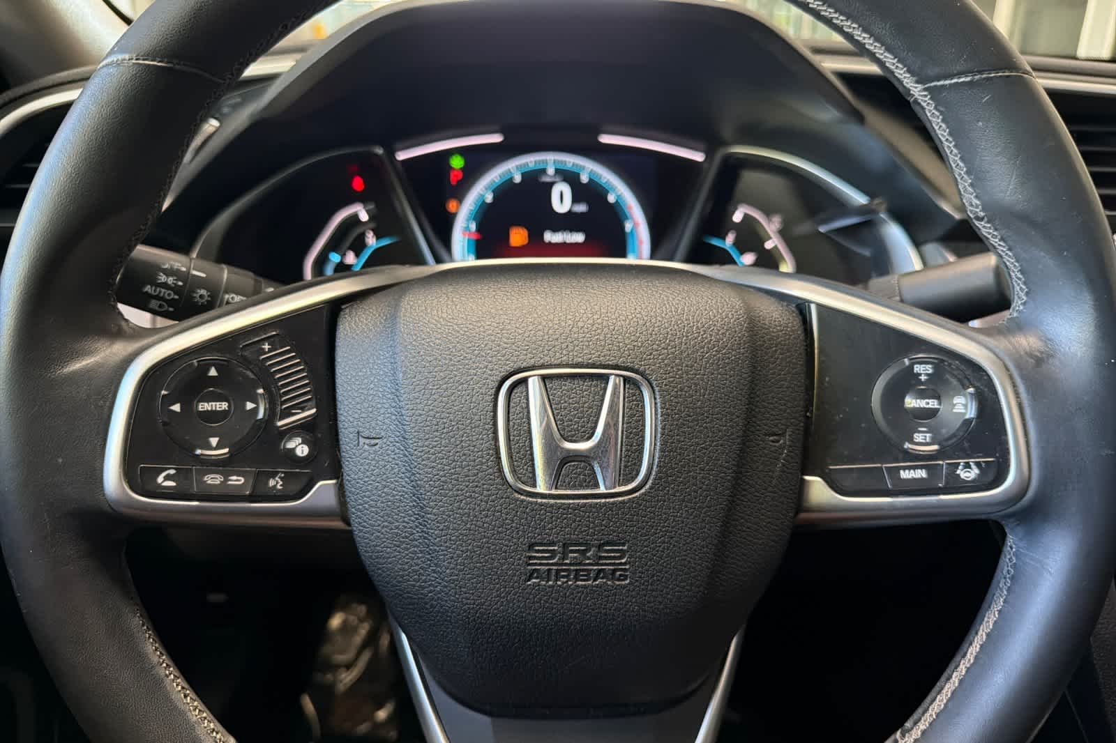 Used 2017  Honda Touring image 24