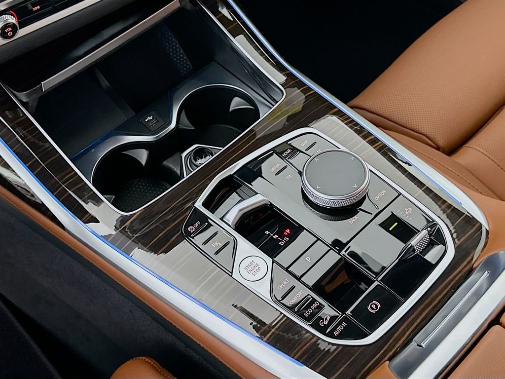 New 2027 Gray Metallic BMW xDrive40i image 15