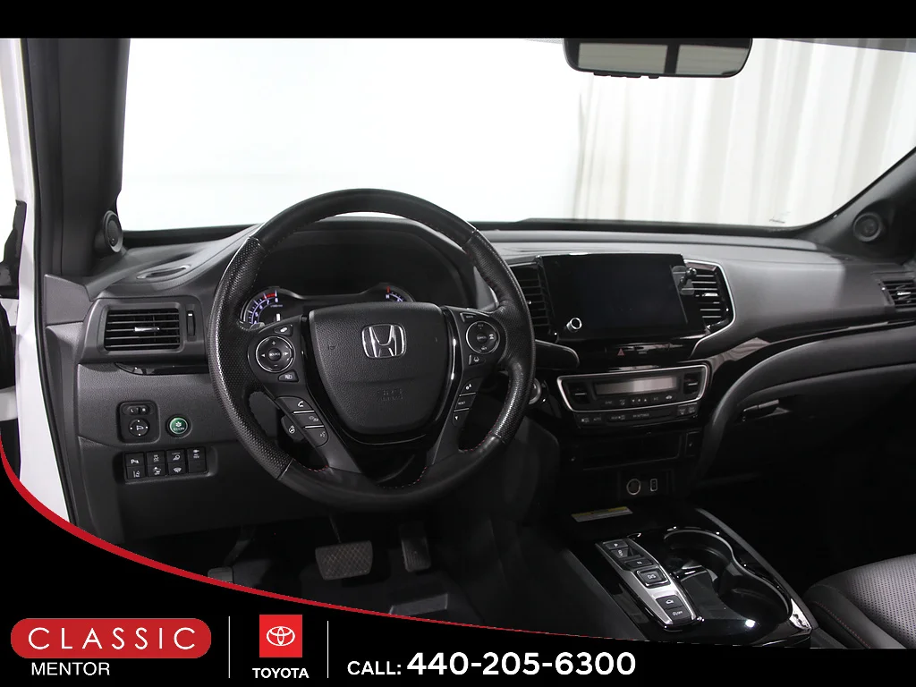 Used 2023 Platinum White Pearl Honda Black Edition image 6