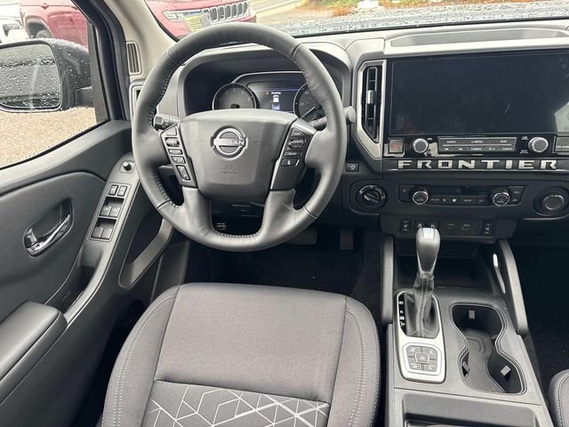 New 2026 Super Black Nissan Crew Cab SV image 17