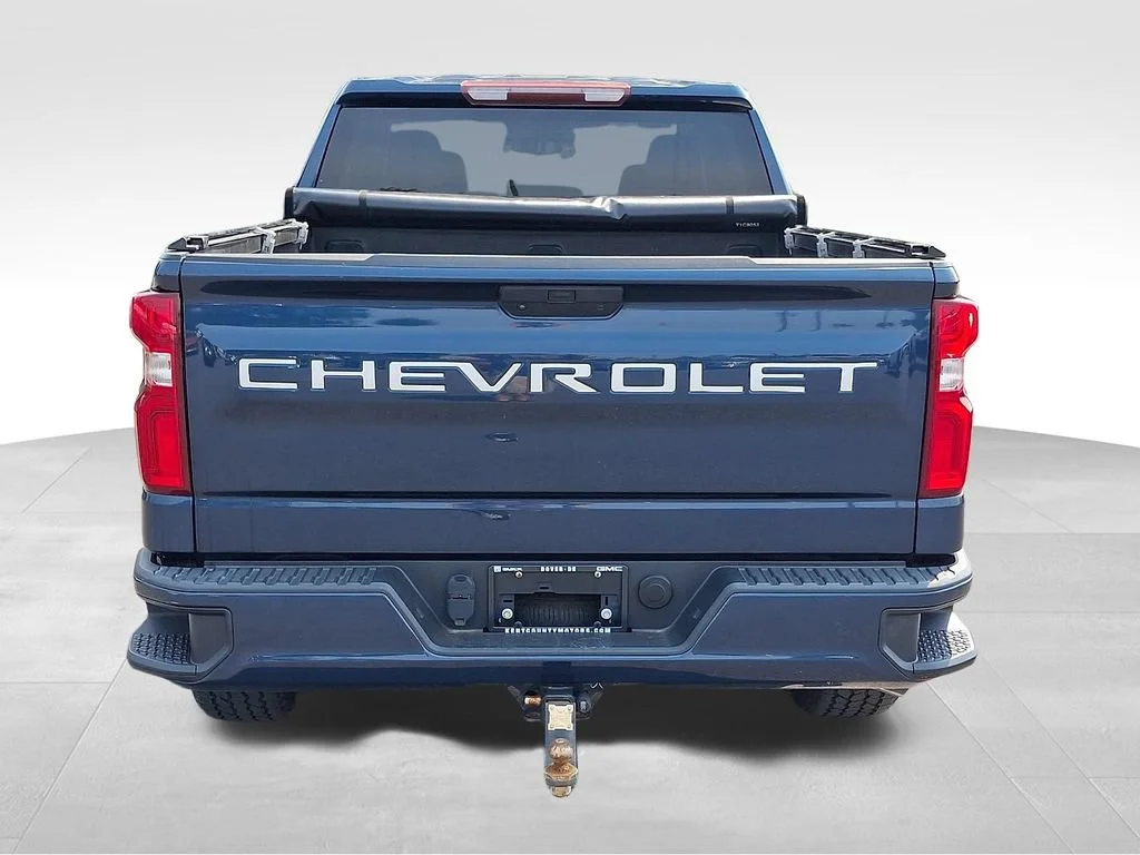 Used 2019 NORTHSKY BLUE METALLIC Chevrolet Custom image 5