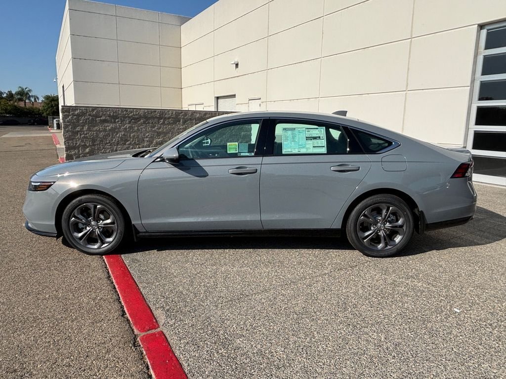 New 2026 Urban Gray Pearl Honda EX-L image 8