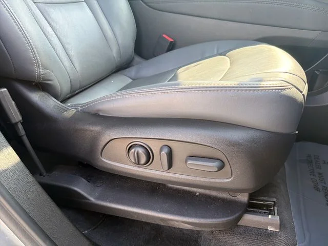 Used 2023  Buick Essence image 54