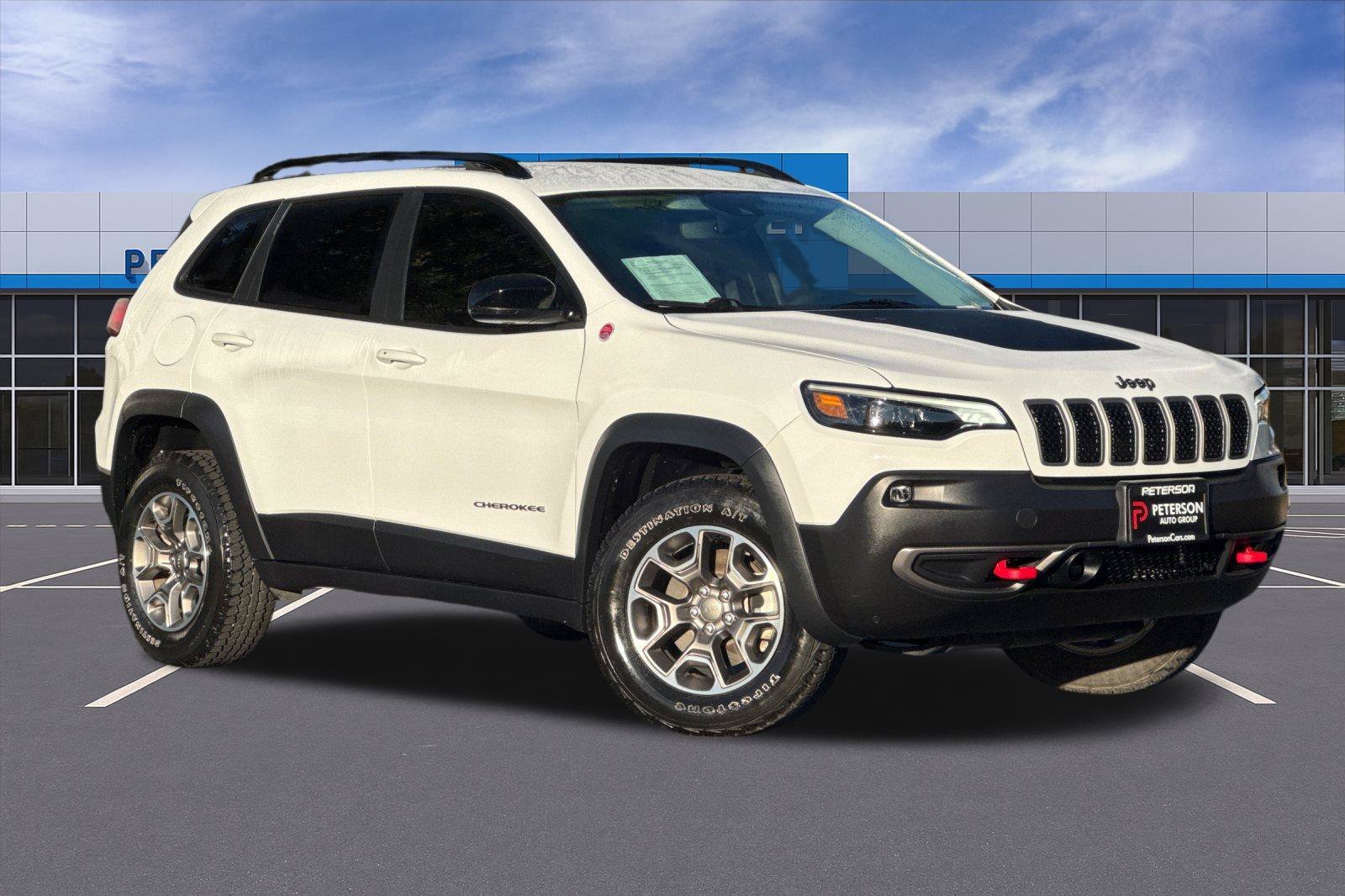 Used 2022 White Jeep Trailhawk image 2