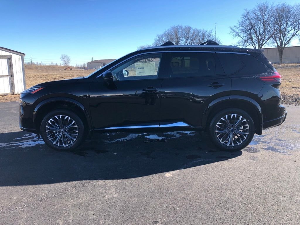 New 2026 Super Black Nissan Platinum image 4