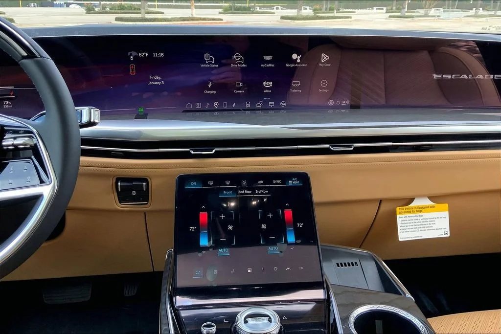 2025 Cadillac Escalade IQ Luxury 2 - Photo 8