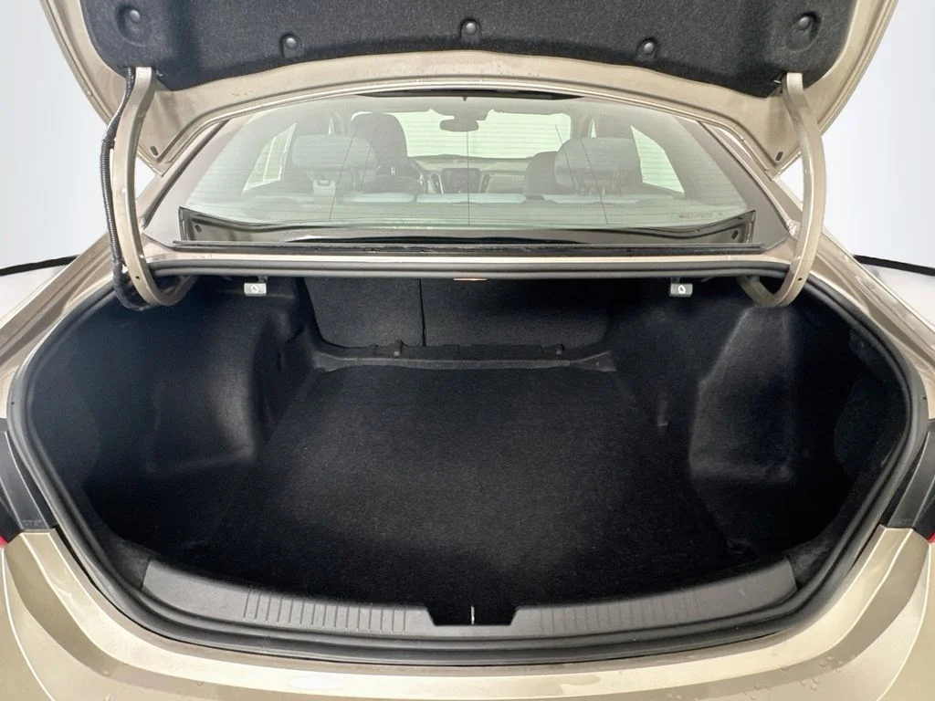 Used 2025 Gray Chevrolet LT image 31