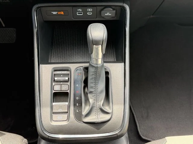 Used 2024 White Honda EX image 16
