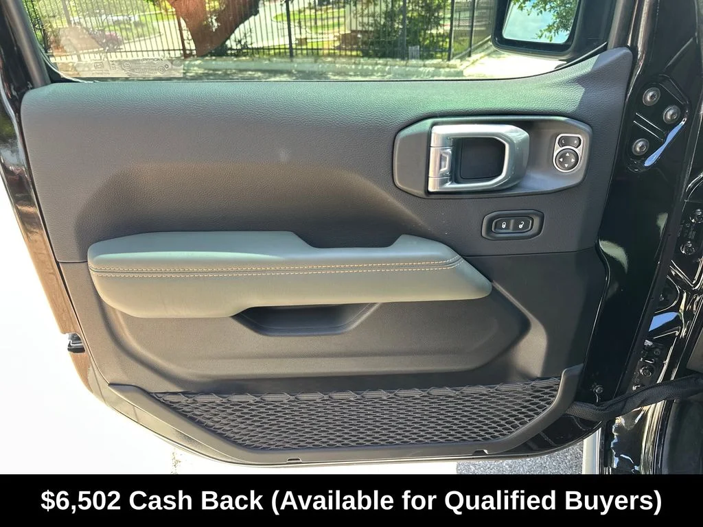 New 2026 Black Clearcoat Jeep Mojave X image 16