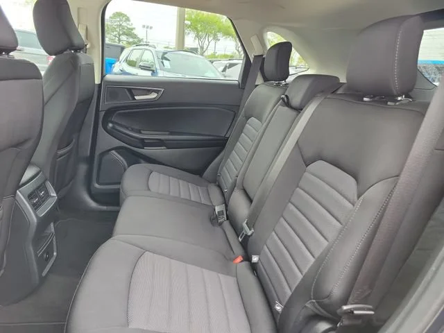 2024 Ford Edge SE - Photo 11
