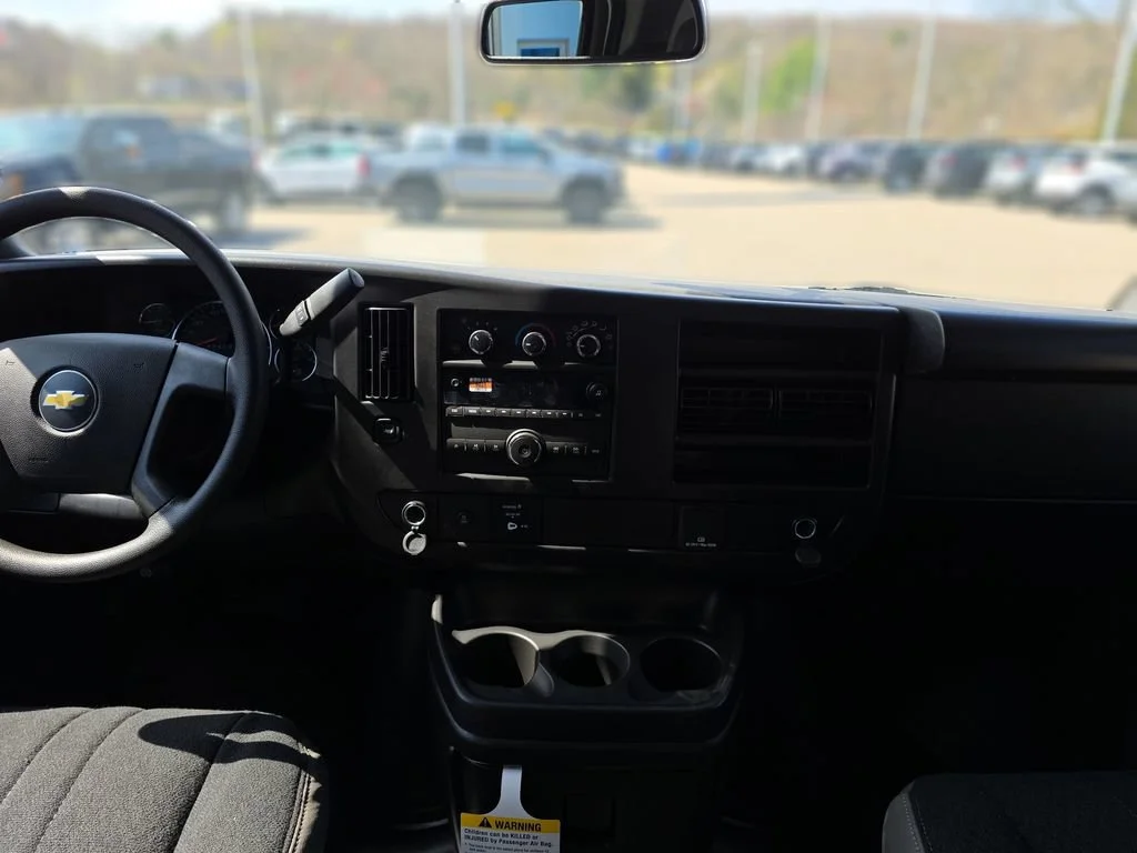 2026 Chevrolet Express Cargo Work Van - Photo 14