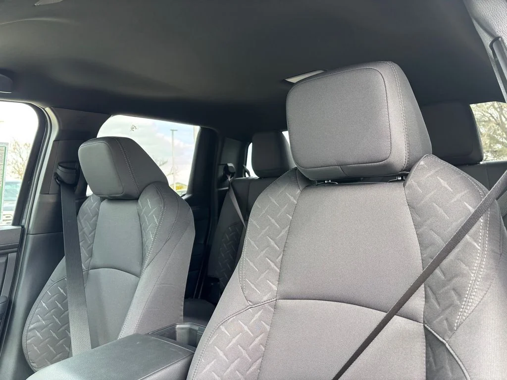2025 Toyota Tacoma SR5 - Photo 35