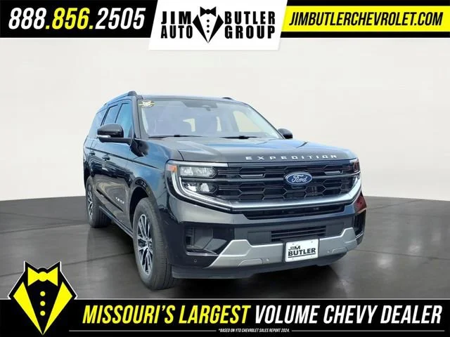 Used 2025  Ford Platinum image 27