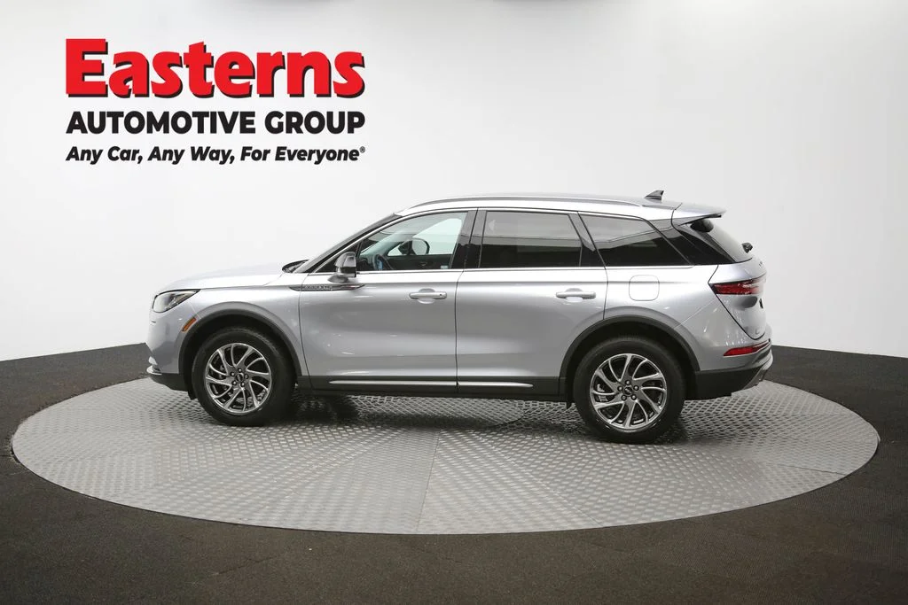 Used 2022 Silver Lincoln Standard image 61