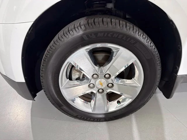 Used 2015 White Chevrolet LT image 5