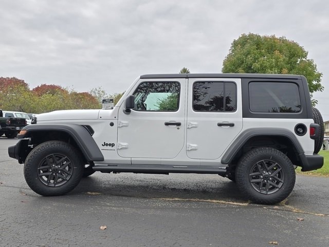 New 2026 Bright White Clear-Coat Exterior Paint Jeep Sport S image 24