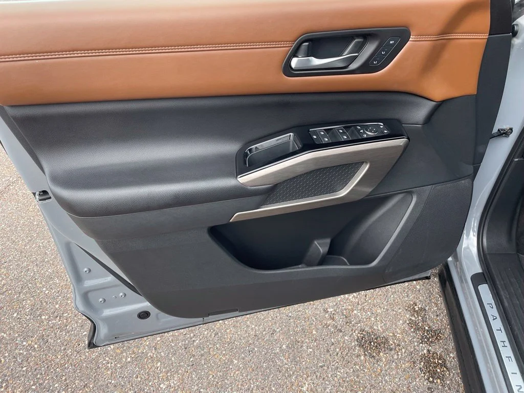 Certified Used 2024 Gray Nissan Platinum image 27