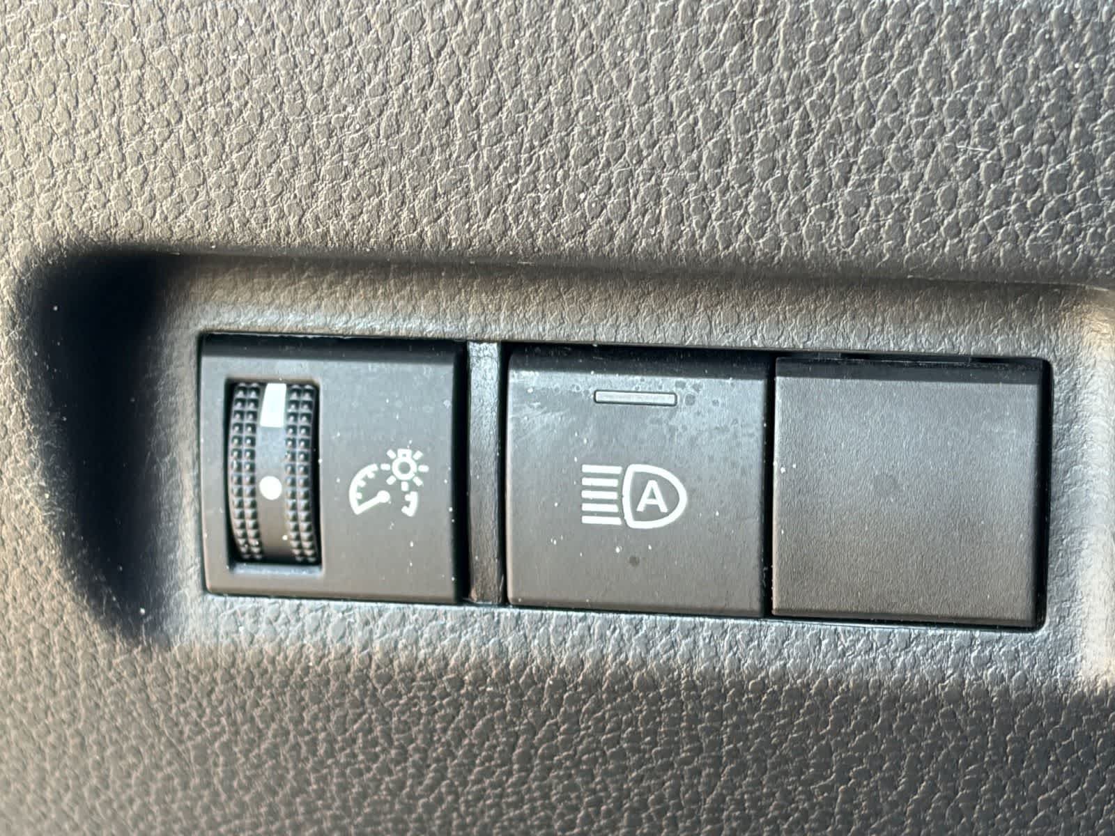 Used 2022 Magnetic Gray Metallic Toyota LE image 18