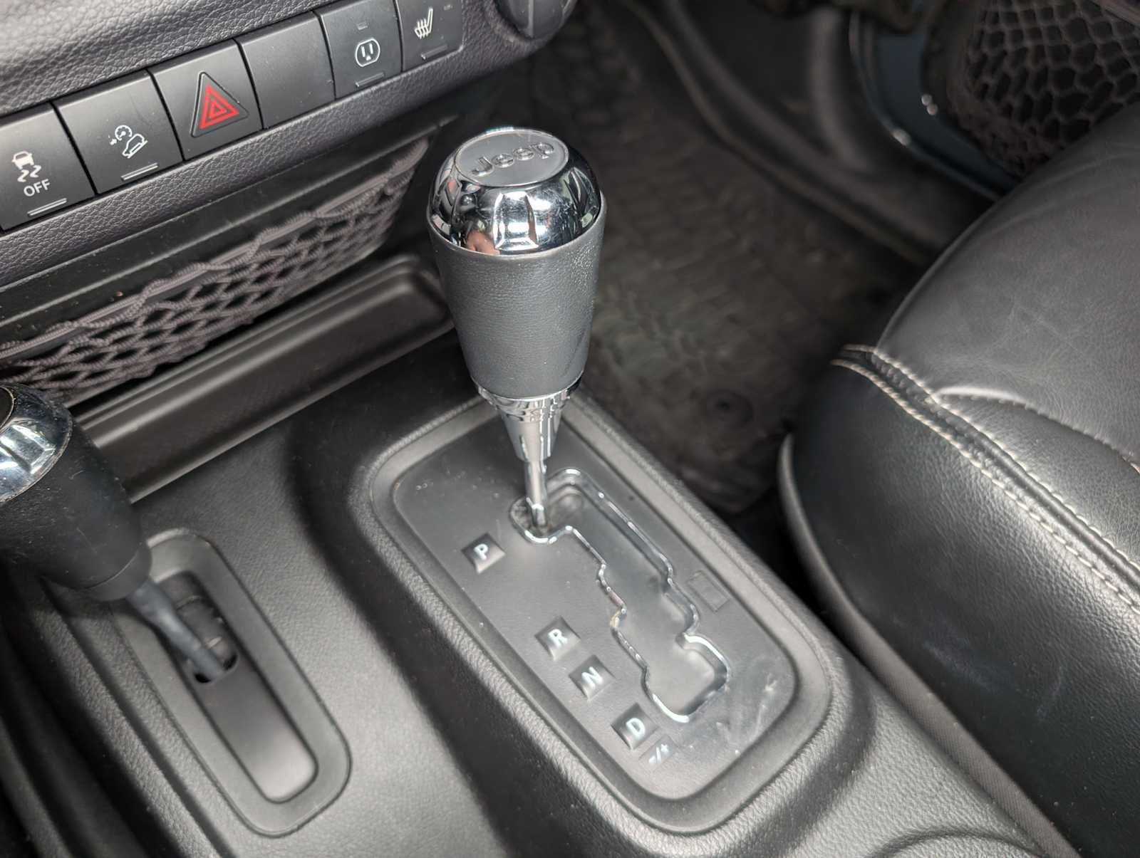 Used 2017 Rhino Clearcoat Jeep Rubicon image 27