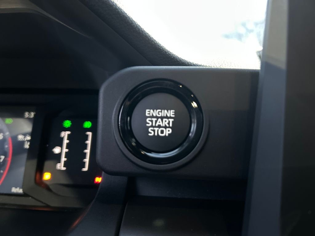 2026 Toyota Tacoma SR5 - Photo 24