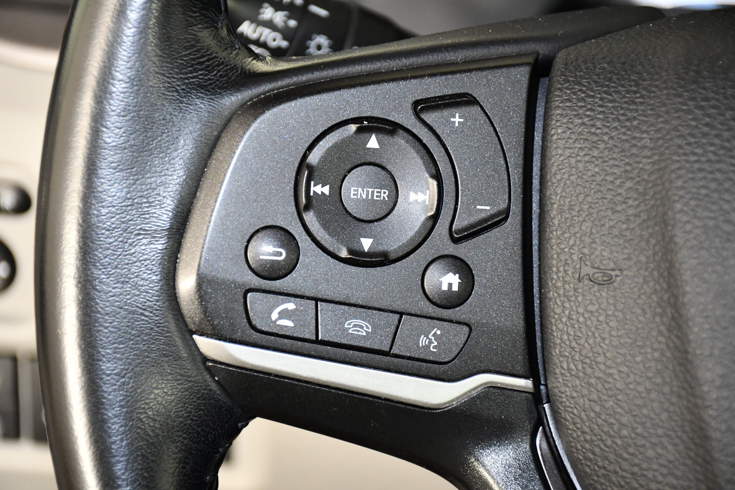 Used 2020 Lunar Silver Metallic Honda EX-L image 20