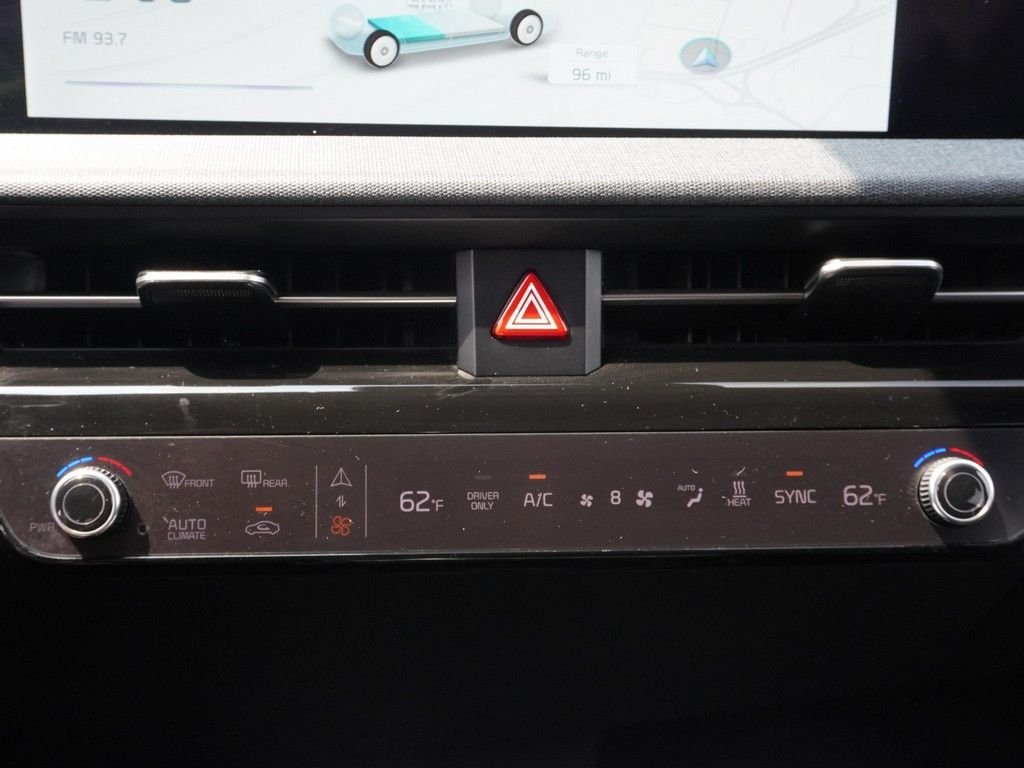 Used 2024 Blue Kia Wind image 48