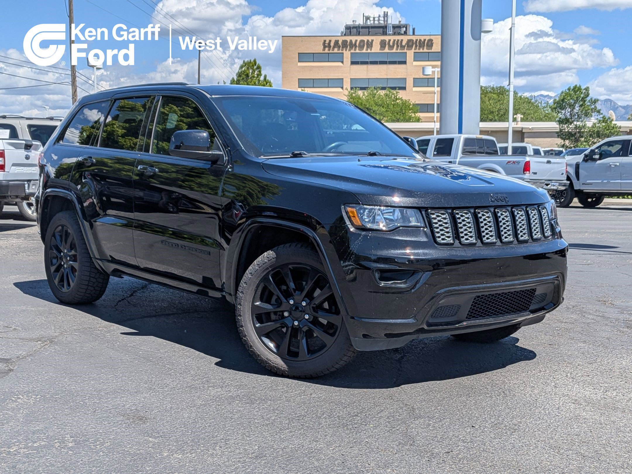 2020 Jeep Grand Cherokee Altitude 4WD's photo
