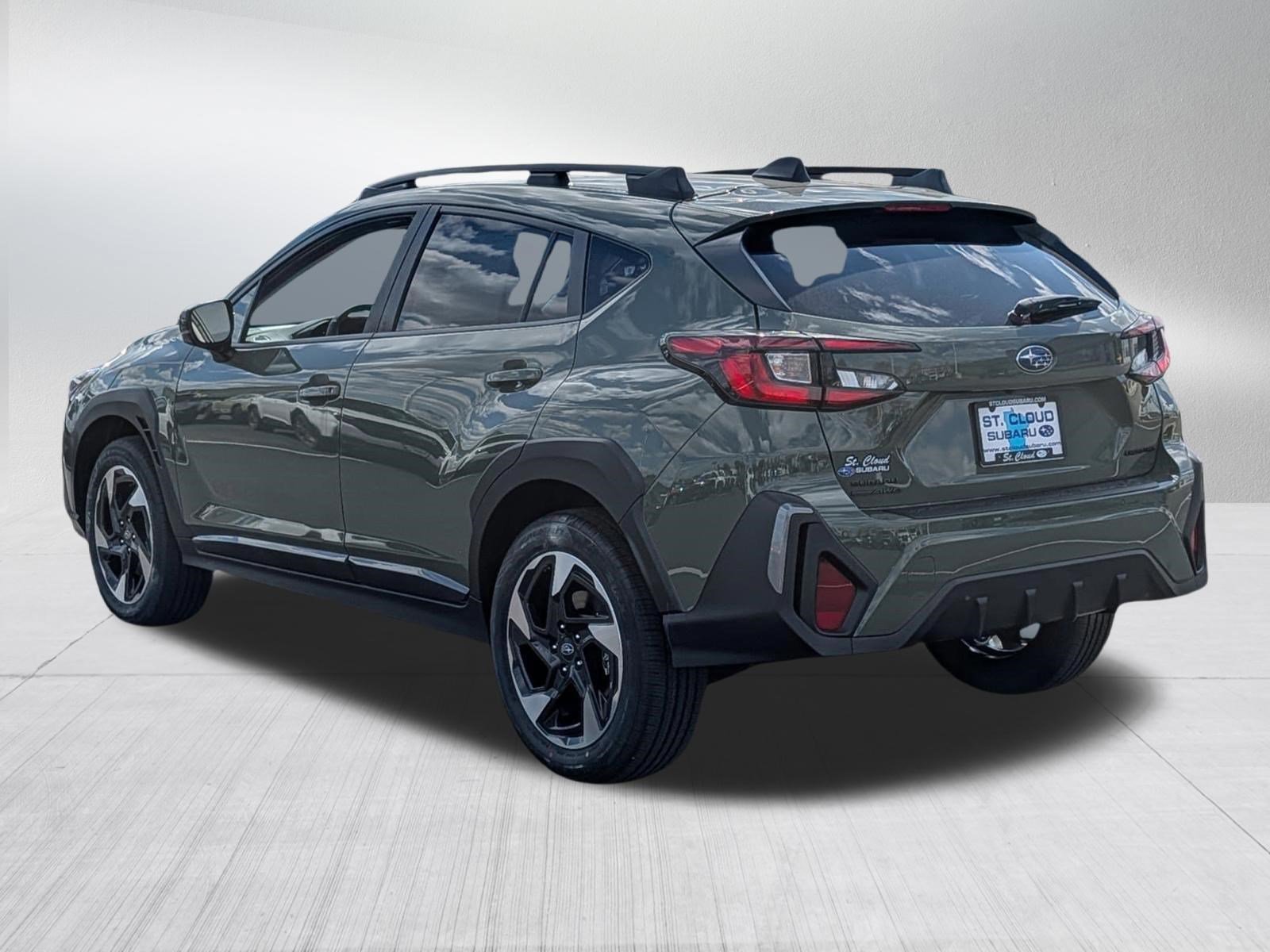 New 2026 ALPINE GREEN Subaru Limited image 3