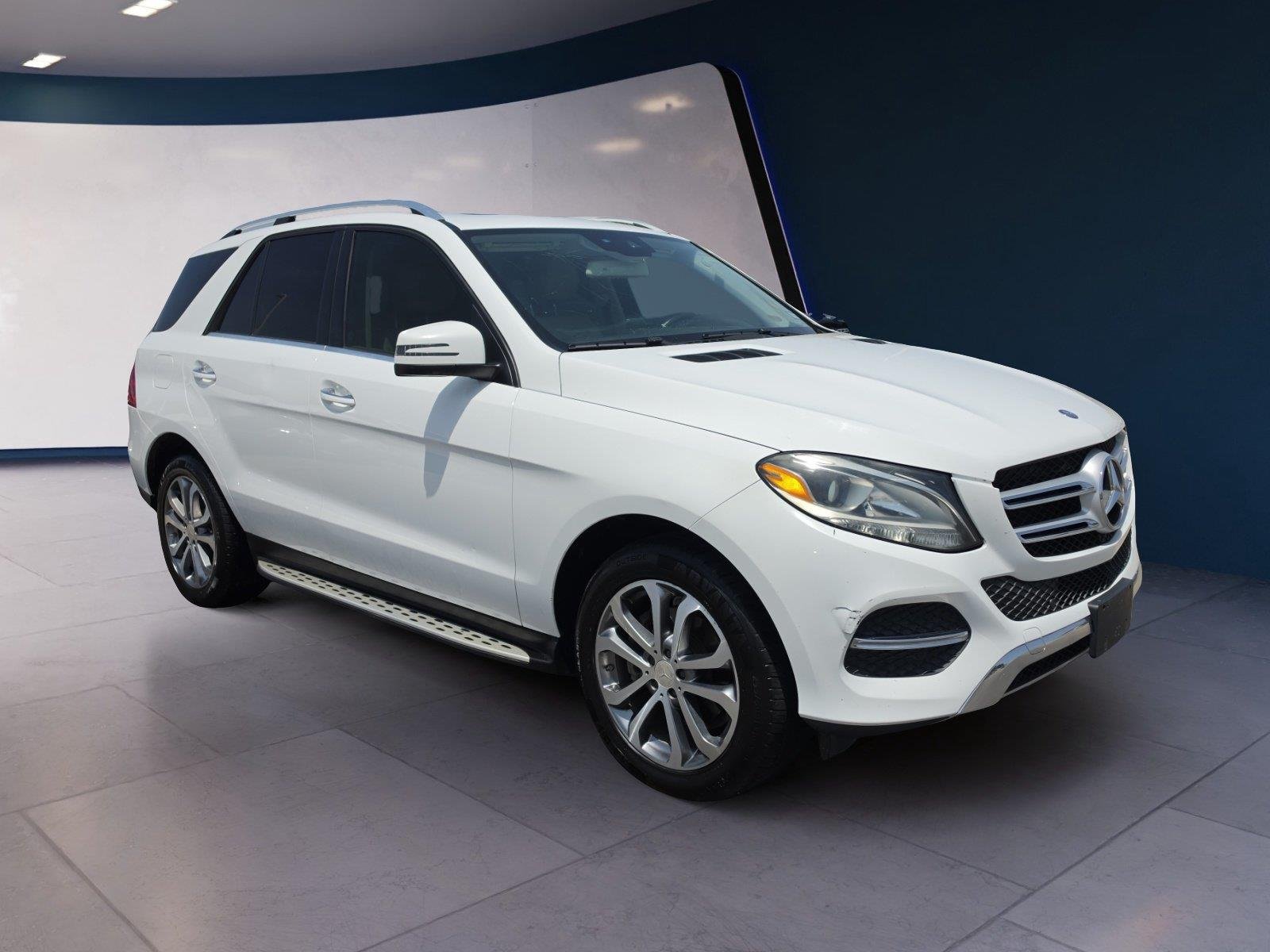 Used 2016 designo Diamond White Metallic Mercedes-Benz GLE 350 image 7