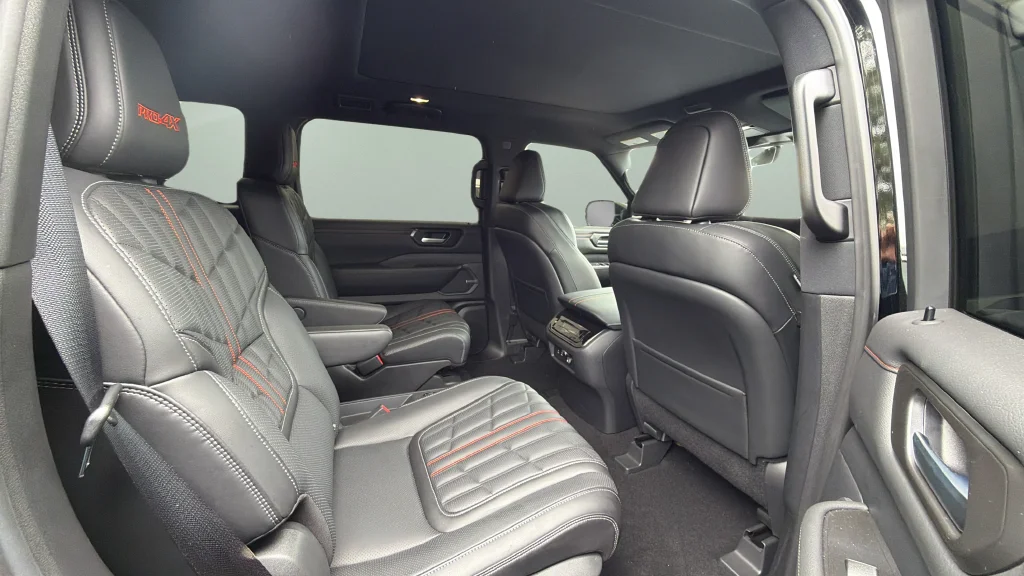 Used 2026 Super Black Nissan PRO-4X image 19