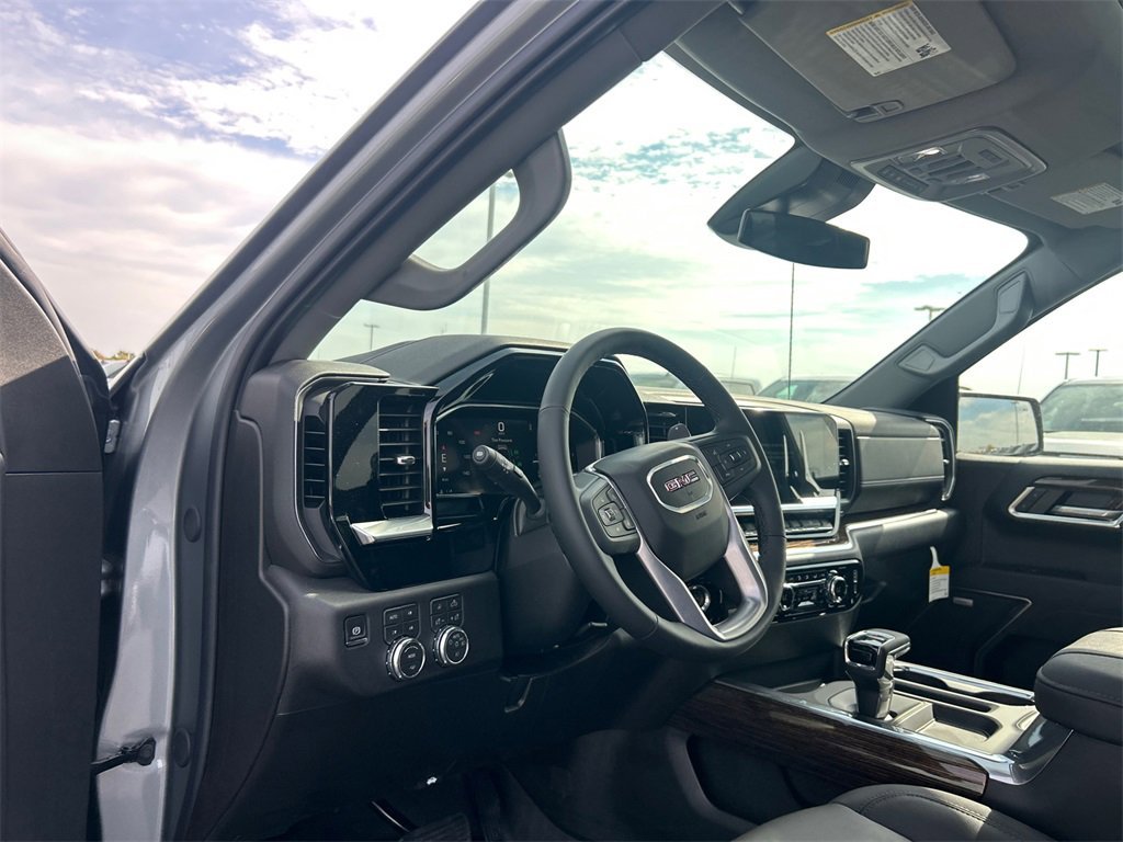 2026 GMC SIERRA - Image 16