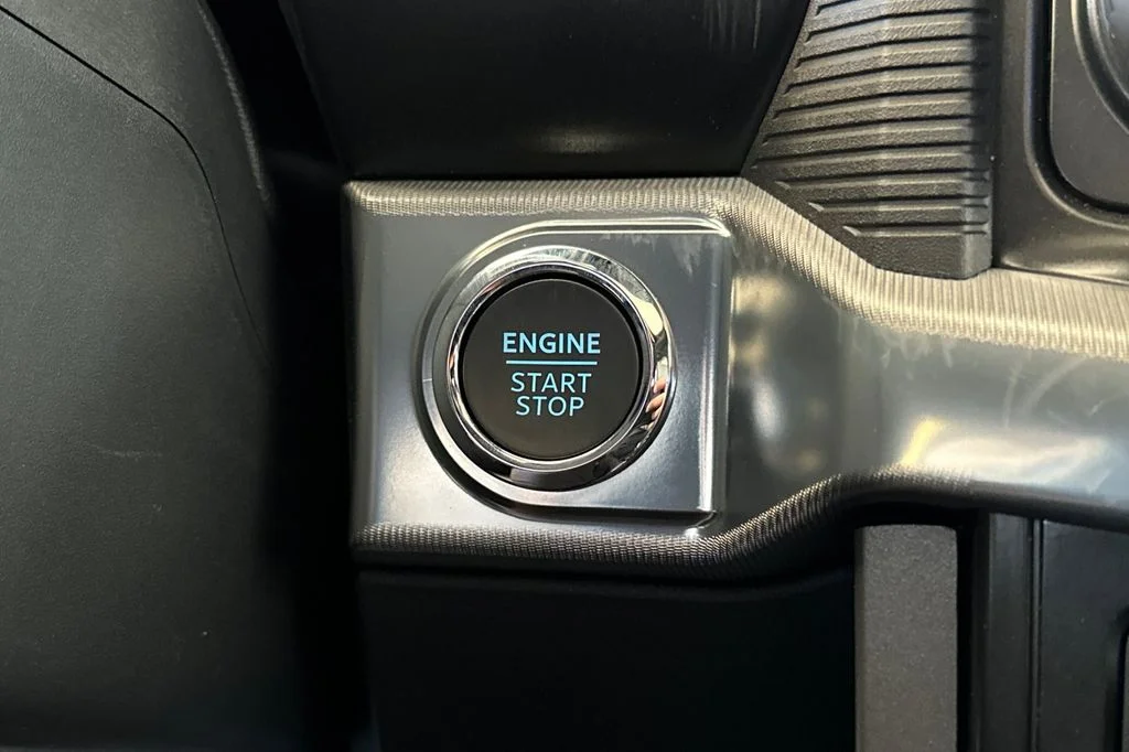 New 2026 Avalanche Ford Lariat image 22