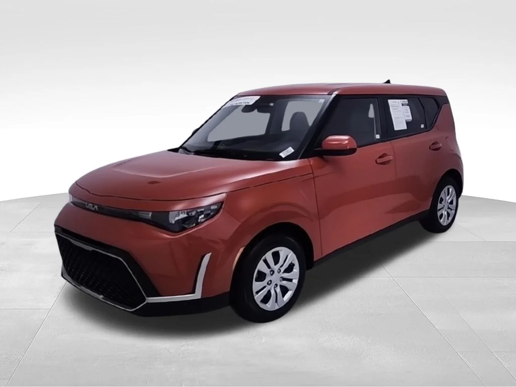 Used 2025 Red Kia LX image 6