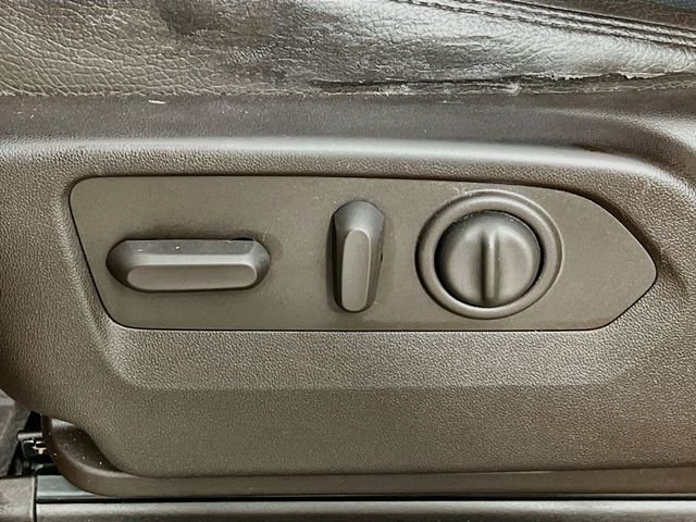 Used 2020 White GMC Denali image 11