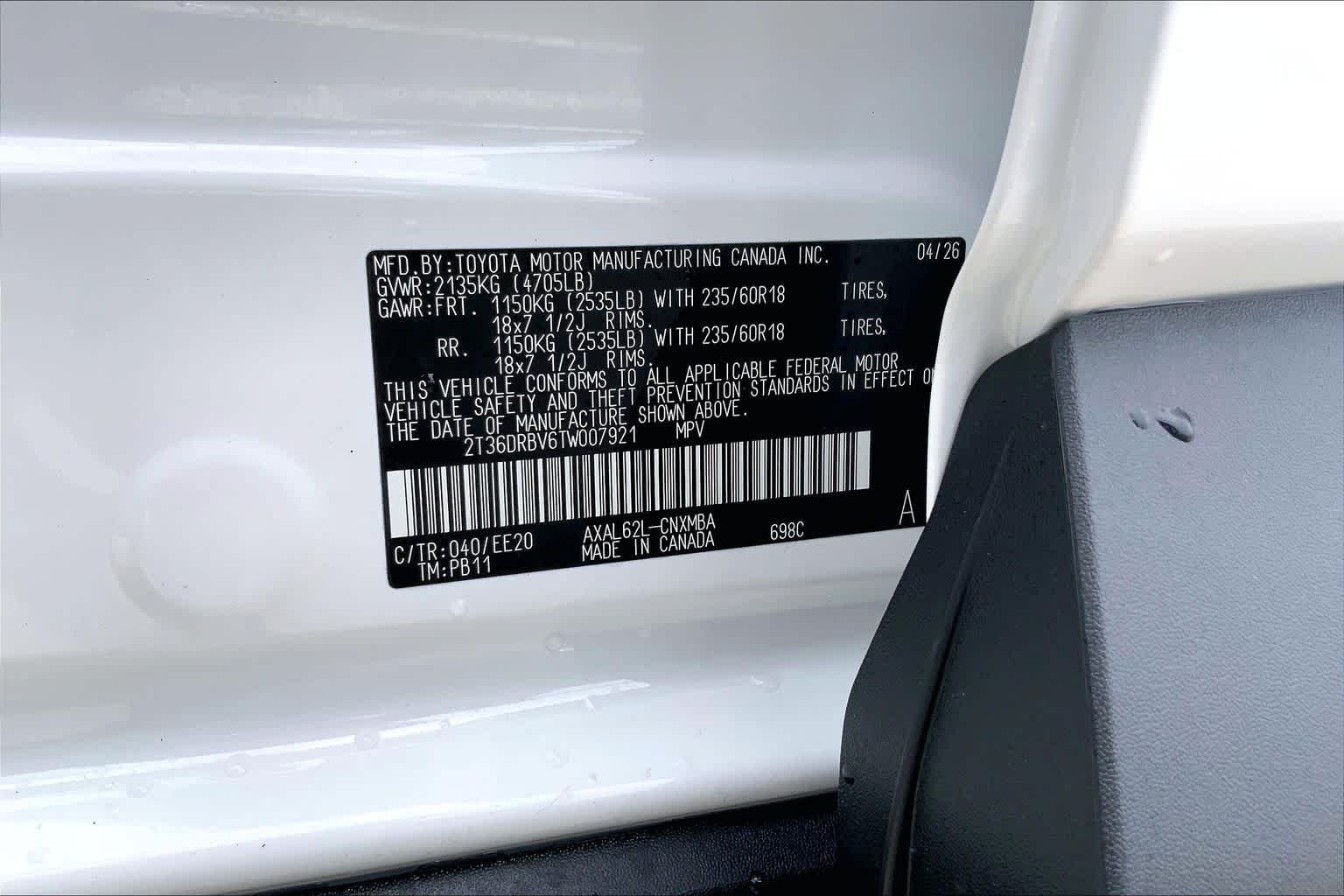 Used 2026 Ice Cap Toyota XLE Premium image 36