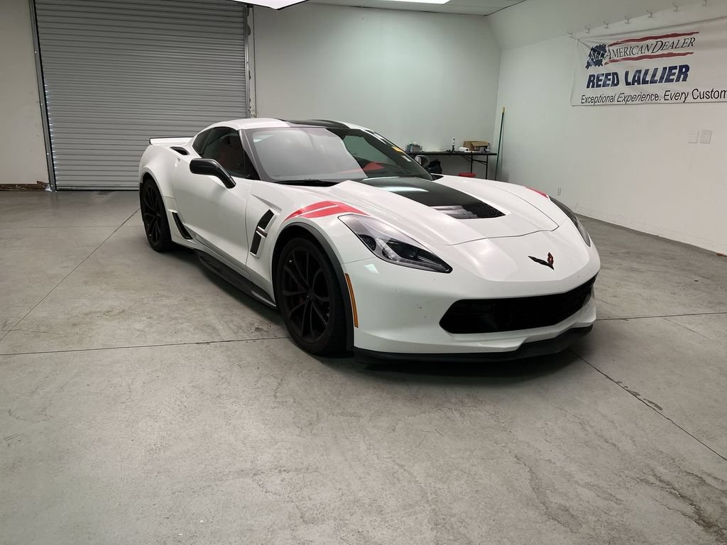 2019 Chevrolet Corvette Grand Sport Coupe 2LT's photo