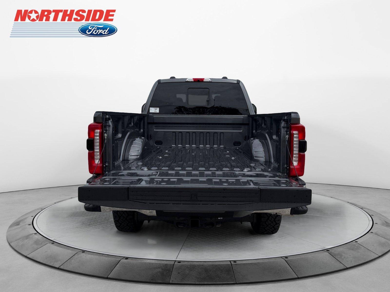 New 2026 Carbonized Gray Metallic Ford LARIAT image 19