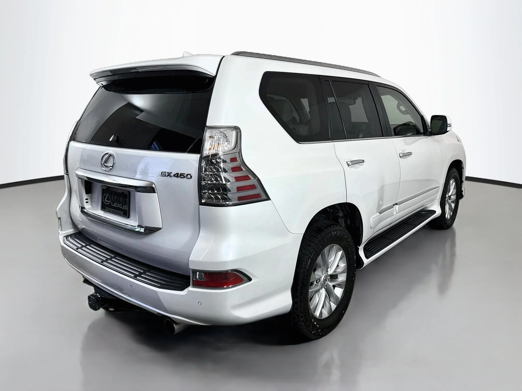 Used 2019 Starfire Pearl Lexus 460 image 7