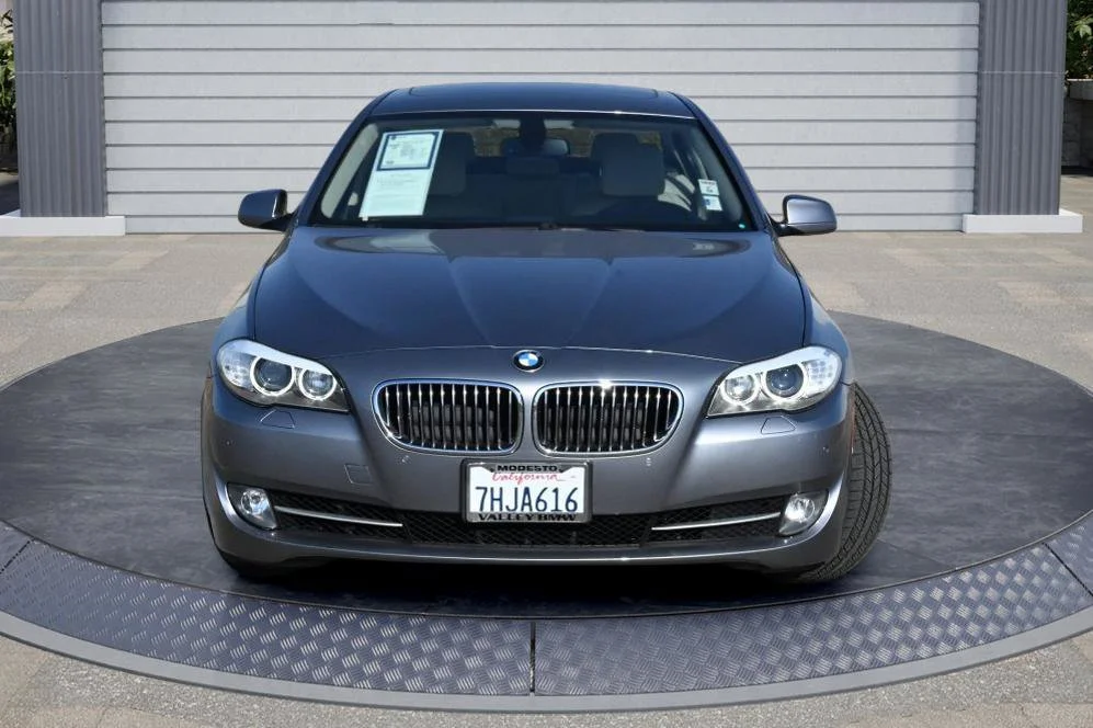 Used 2012 BMW 5 Series 528i with VIN WBAXG5C52CDX05925 for sale in Modesto, CA